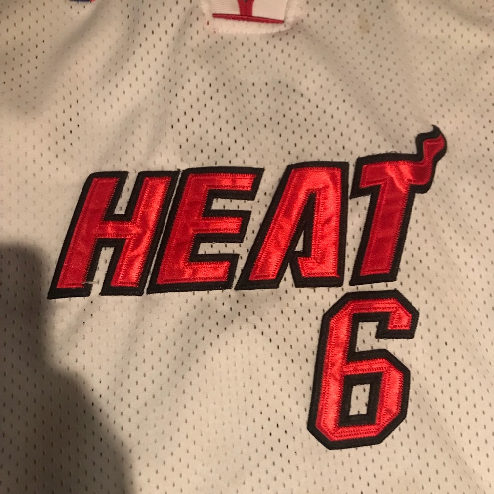 Lebron James throwback jersey